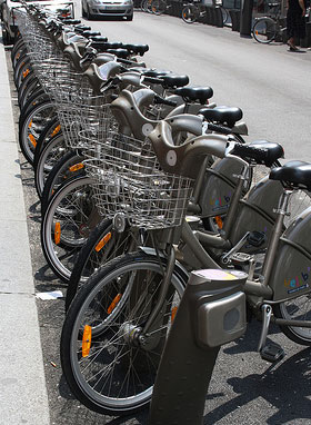 Paris bike sharing program Velib. Flicr photo: Gilles