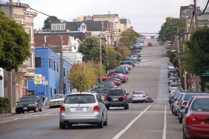 Potrero Hill and Dogpatch will continue to be saddled with car traffic circling for free parking spots for an indefinite period of time. Photo: Aaron Bialick