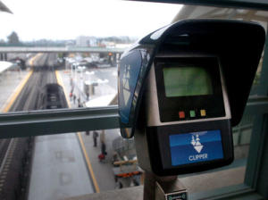 Clipper tag on point for BART and Caltrain. Photo: Dan Honda, San Jose Mercury News