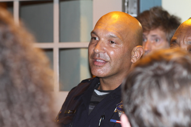 SFPD Sergeant Frank Harrell speaking to the crowd at Park Station. SFBC/Flickr