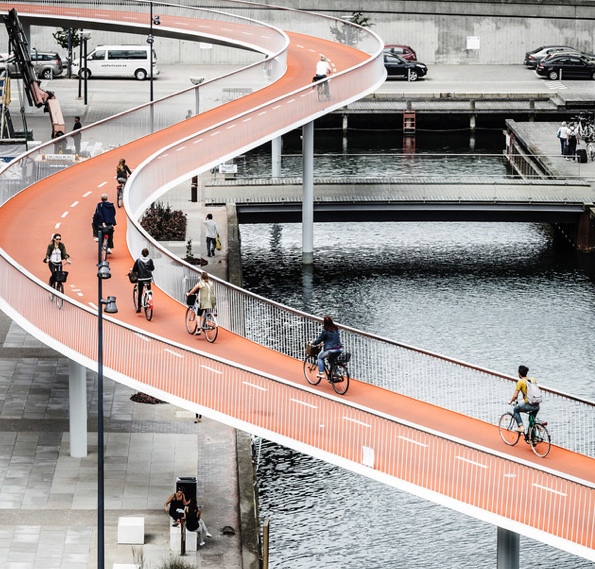 SFSU students point out that relative to many infrastructure projects, a simple bike and ped bridge would be inexpensive and make a bigger difference for transit commuters who need a safe and easy connection to campus. Image: Copenhagenize Design Company