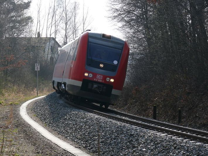 A Regio Diesel Multiple Unit train, seen here tilting into a curve. Trains such as these could increase speed and capacity on existing lines in West Contra Costa. Photo: