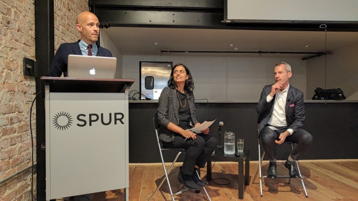 SPURs Noah Christman introduced Ratna Amin and outgoing Oakland DOT director Jeff Tumlin at SPURs Oakland location. All Photos Streetsblog/Roger Rudick