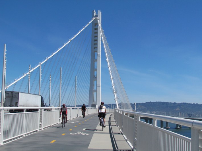 The ride back to the East Bay offered spectacular views. Photo: Streetsblog/Curry