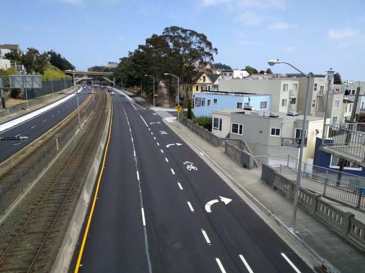 The high-speed turnof/mergef from San Jose to St. Marys Avenue is one of several intersections where all protection for cyclists suddenly ceases.