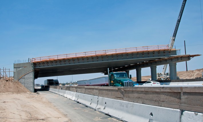 Some HSR construction is just about re-routing local roads to make way for the new ROW, as seen here with SR-99. Photo: CaHSRA