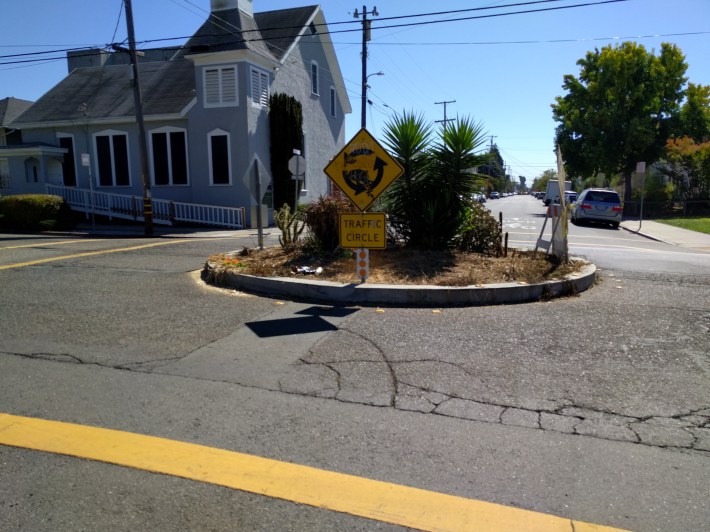 Another traffic circle might also be a solution. Photo: Streetsblog/Rudick
