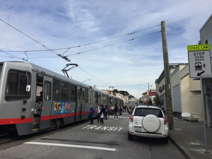 Pilot boarding zone on Taraval at 40th Avenue. Photo: SFMTA