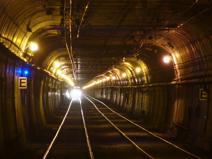 The Twin Peaks Tunnel. Photo: Wikimedia Commons