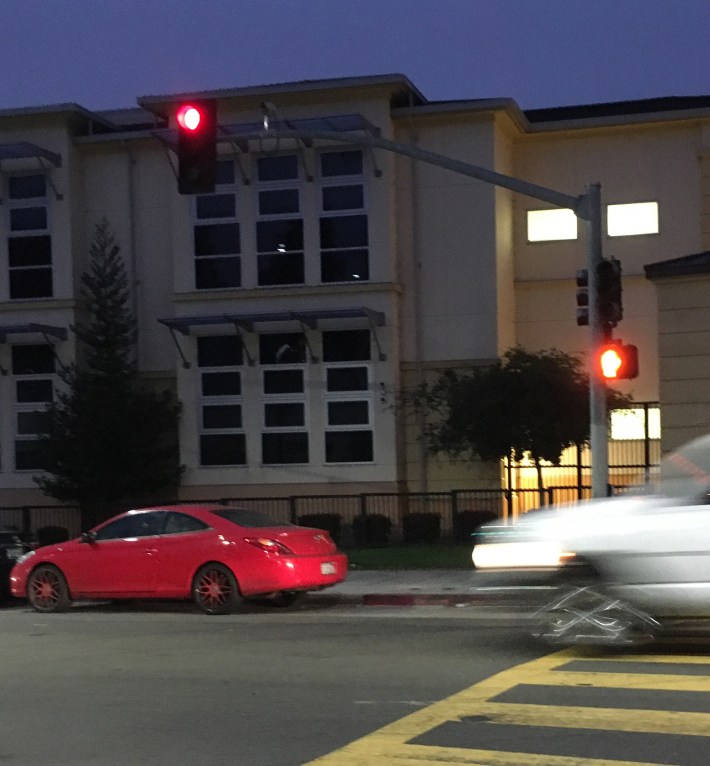 One of the signals facing Galindo is burned out (just above moving vehicle)