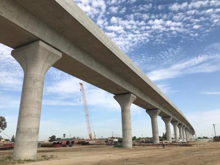 The HSR Cedar Viaduct in South Fresno. Lots more tunnels and aerials such as this will be needed to bridge the Tehachapis. Photo: CAHSRA