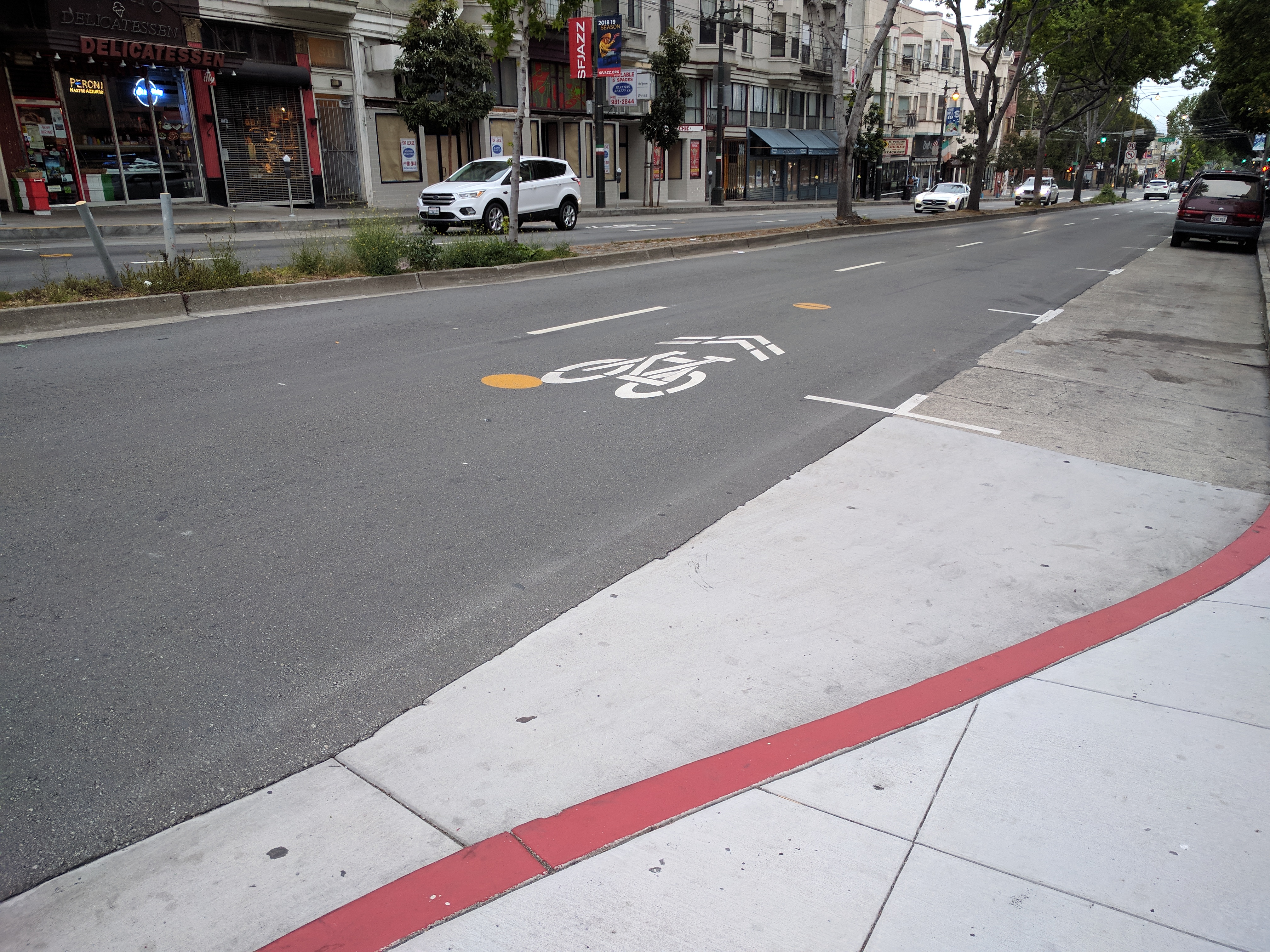 While SoMa is getting protected bike lanes, this is what passes for bike infra in North Beach. Photo: Streetsblog/Rudick
