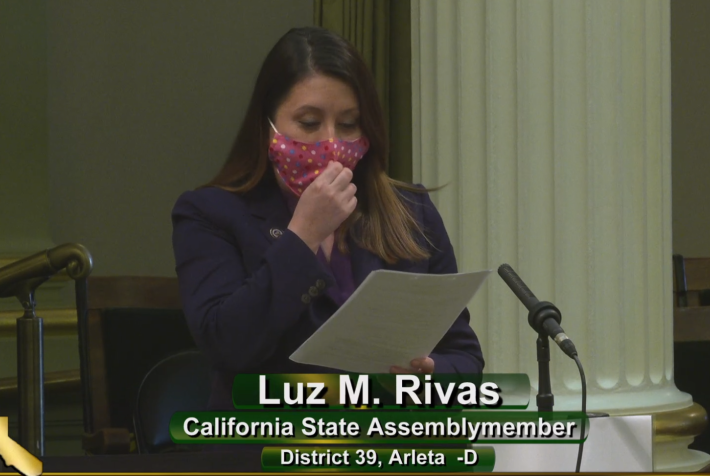 Rivas, introducing her HSR funding diversion bill, during a hearing. Image from state Assembly TV.