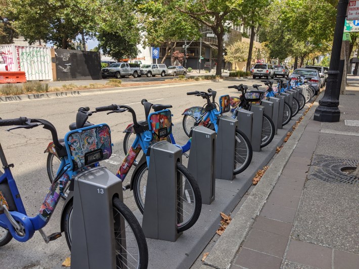 Bike share on Broadway, but no bike lane?