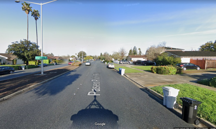 The current configuration. Instead of doing a road diet, Fremont wants to add a door-death-lane stripe. Image: Google Maps