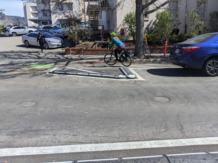 The mountable island in front of Alta Vista medical center