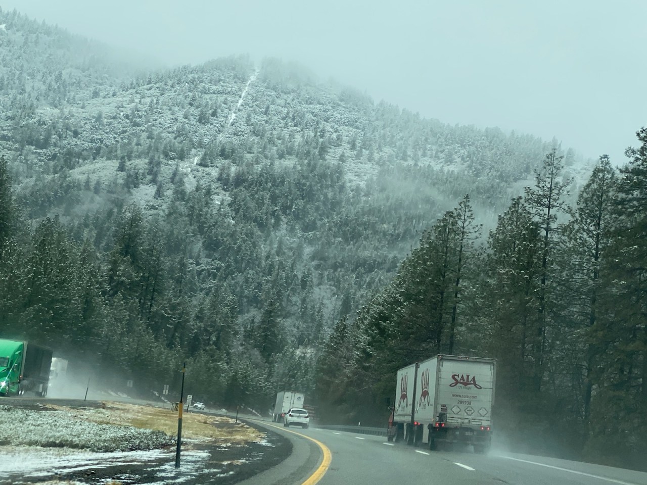 Interstate 5 somewhere between Portland and Sacramento (yes, pic taken by the passenger). Pretty, but dangerous. Photo: Steve Cohn