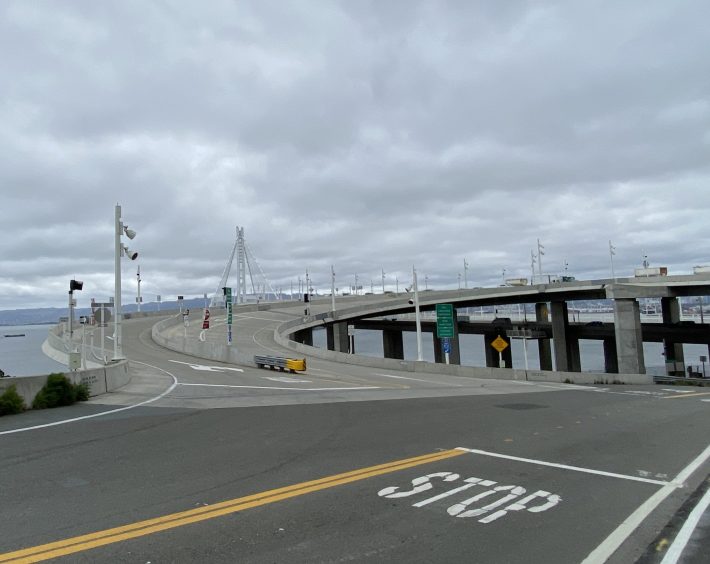 The new on ramps sure are lovely. That's the bridge in the background (looking SE here) Photo: Melanie Curry/Streetsblog