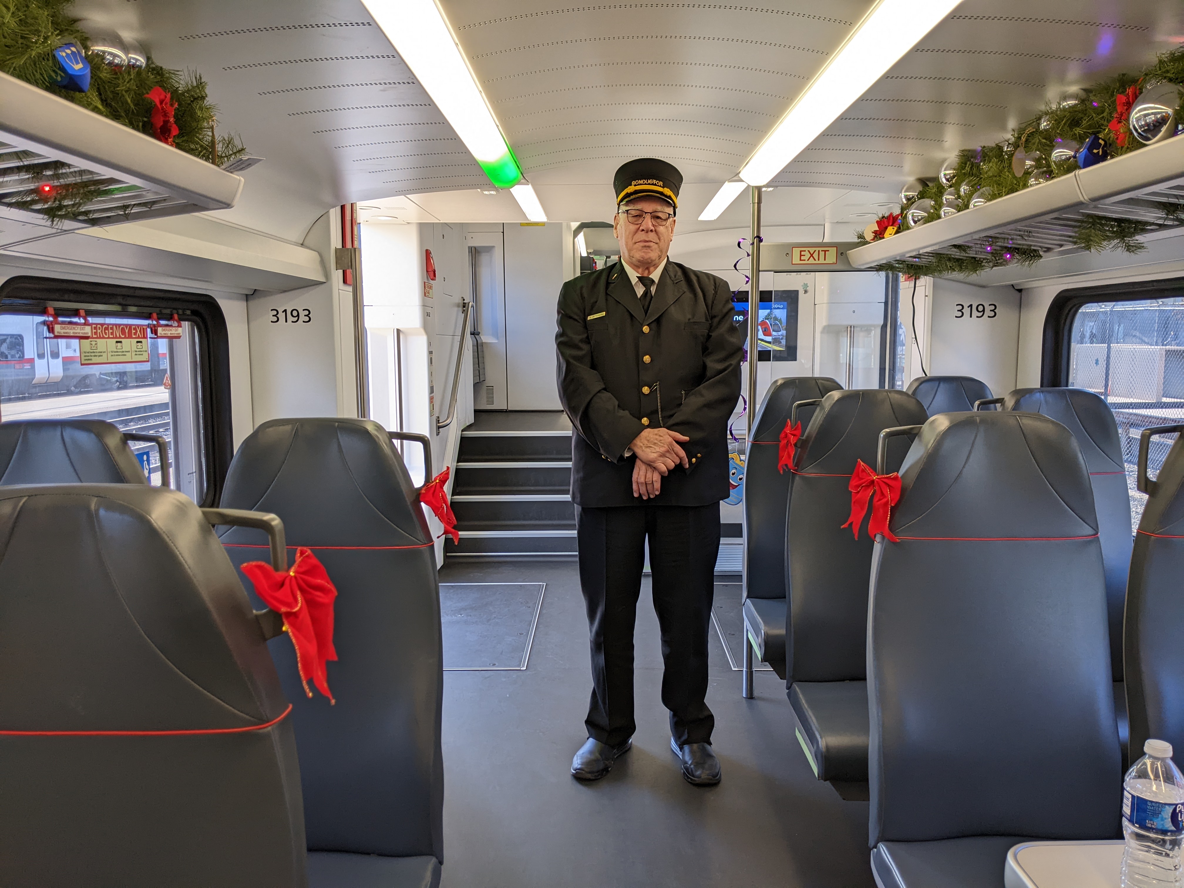 Caltrain Gets Award, Holiday Train Goes Electric - Streetsblog San Francisco